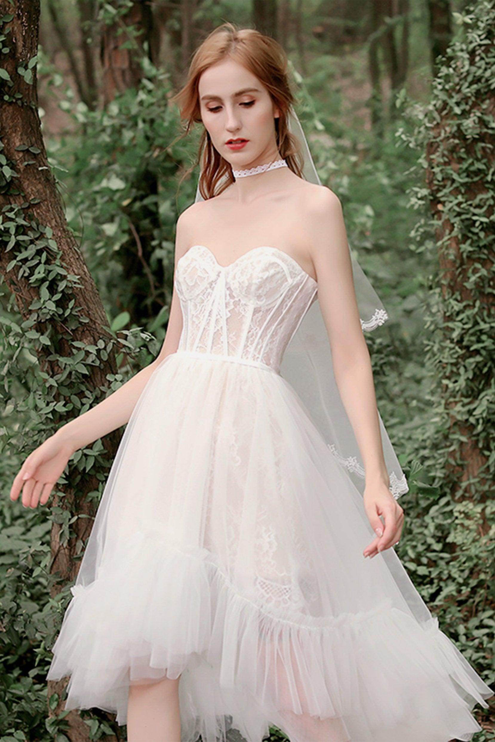 A-Line High-Low Lace Tulle Wedding Dress CW2732 - COCOMELODY